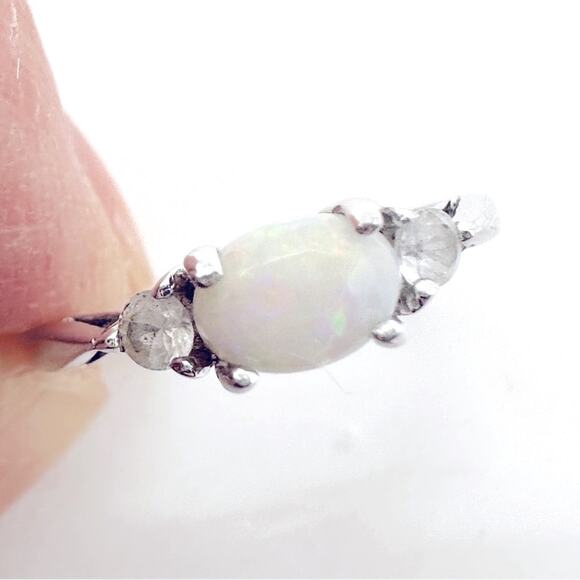 Avon Sterling Silver Opal Stacking Ring Size 5 Vintage Retro Casual Preppy - Picture 11 of 11